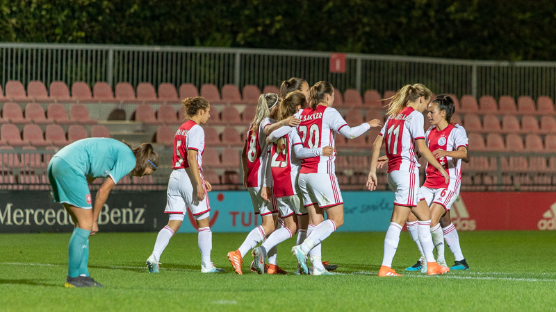 ajax-vrouwen-verslaan-rivaal-fc-twente-7