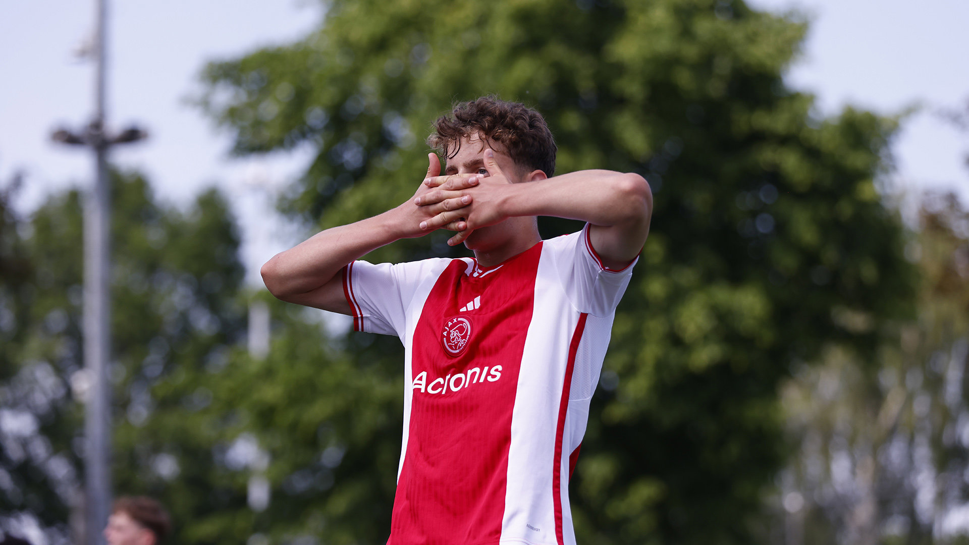 Bendeguz Kovacs Ajax O17