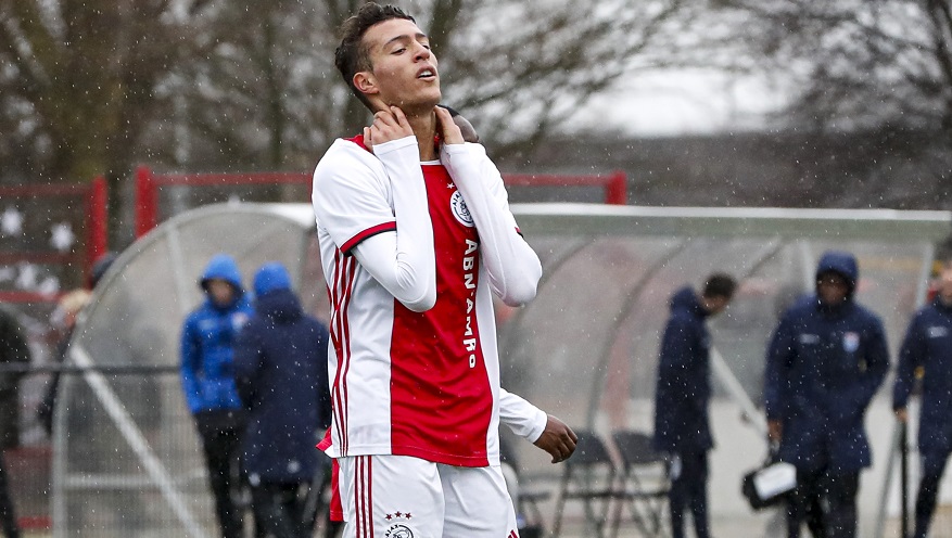 toekomst-alert-ajax-o17-gelijk-tegen-pec-o16-wint-bij-psv-16