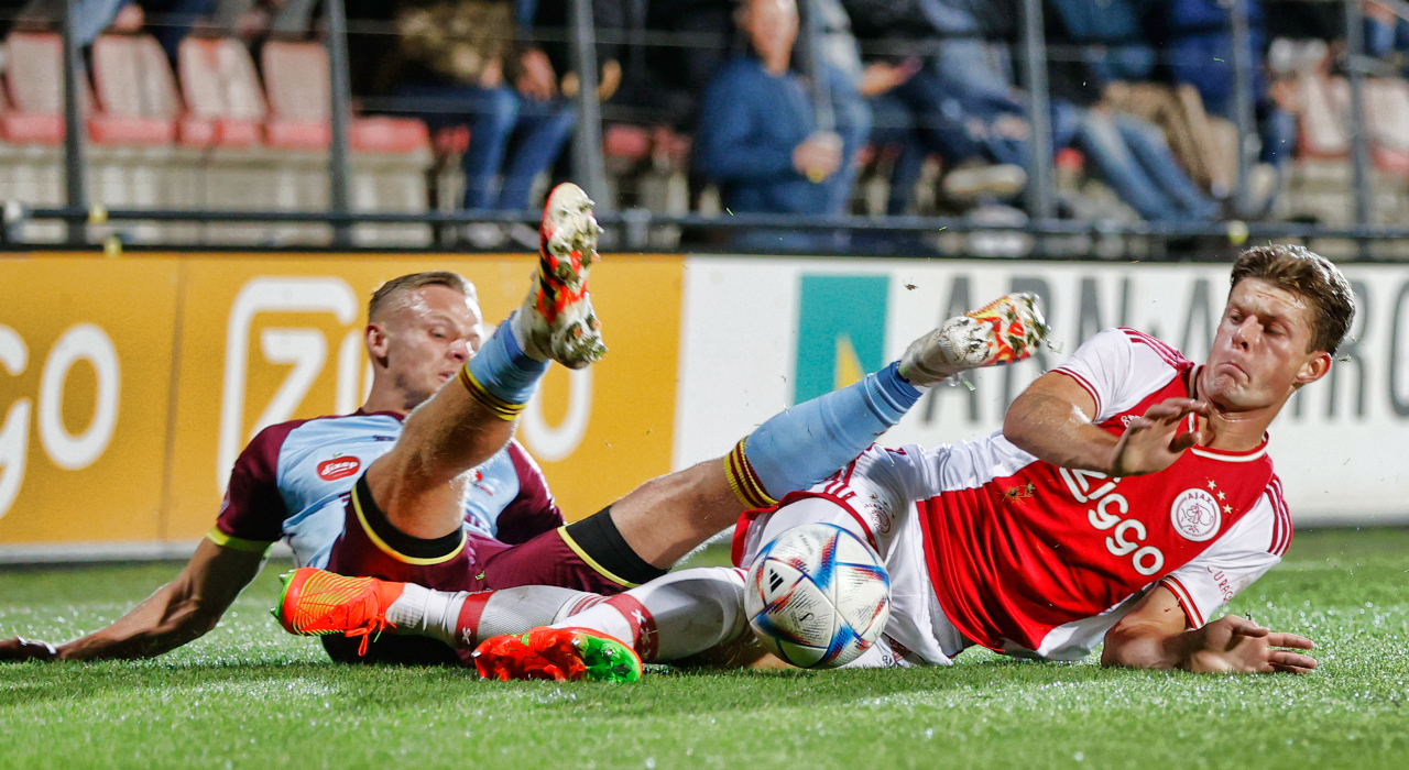 Samenvatting Jong Ajax – Helmond Sport | Nipte Nederlaag