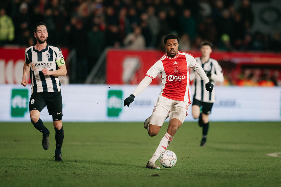 Akpom 900 (1)