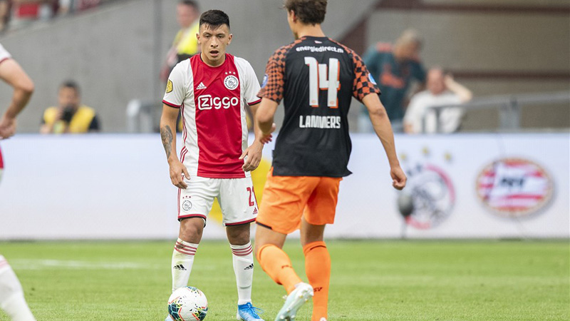 ajax-pakt-3e-prijs-binnen-3-maanden-5