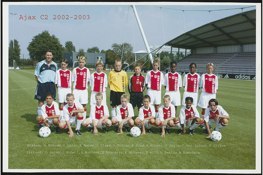 Buttner Elftalfoto 900