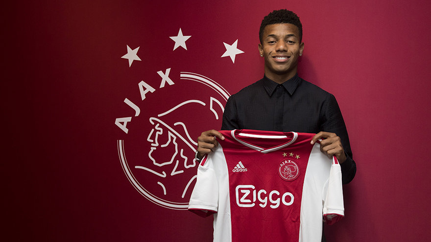 ajax-breekt-contract-van-david-neres-open