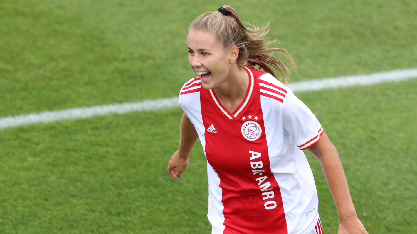 Cyberruimte zadel Auto Ajax Vrouwen verslaan Kristianstads in eerste voorronde UEFA Women's  Champions League