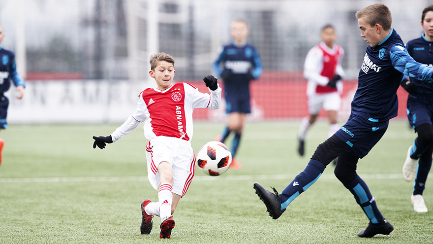 toekomst-alert-ajax-o19-in-bizar-duel-langs-psv-16