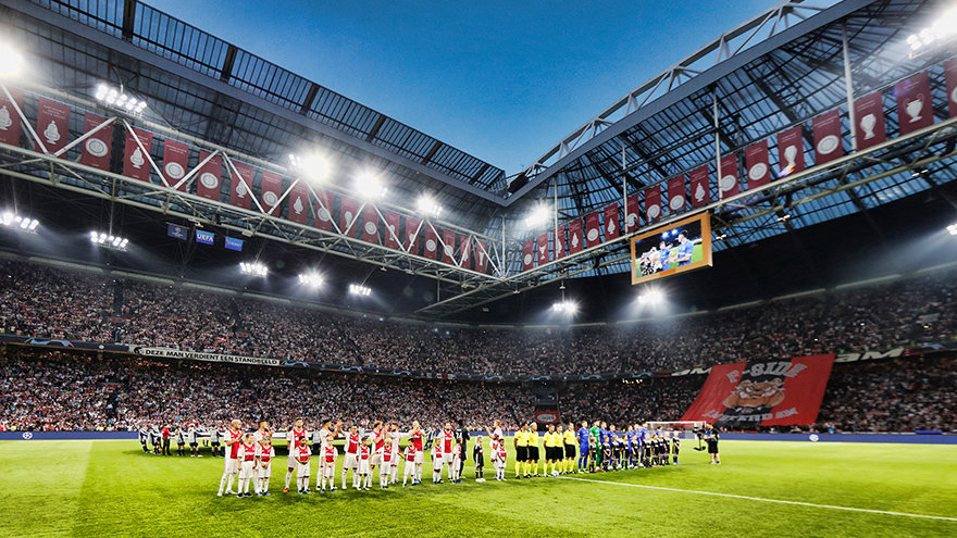 de-warming-up-voor-ajax-real-madrid