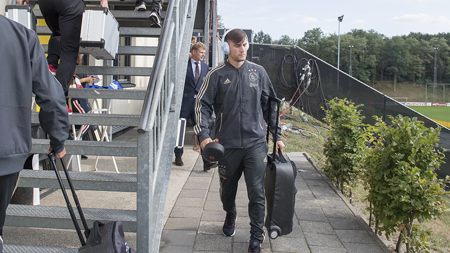 liveblog-tadic-bezorgt-stroperig-ajax-last-minute-zege-in-venlo-31