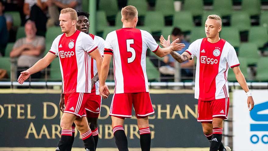 jong-ajax-wint-na-doelpuntenfestijn-in-dordrecht-4