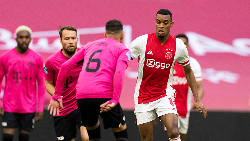 Verslag | Ajax Loopt Zich Stuk Op Utrechtse Muur: 1-1