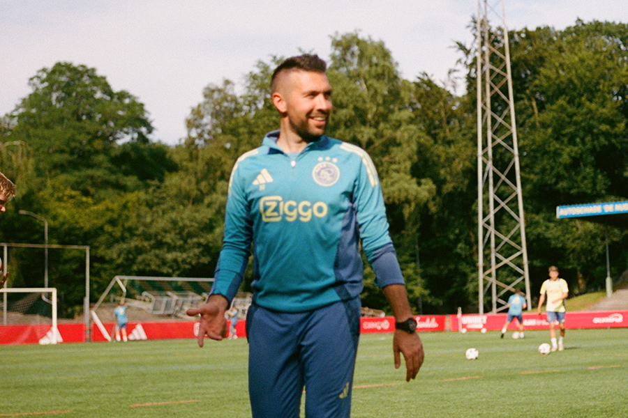 Ajaxanaloog16