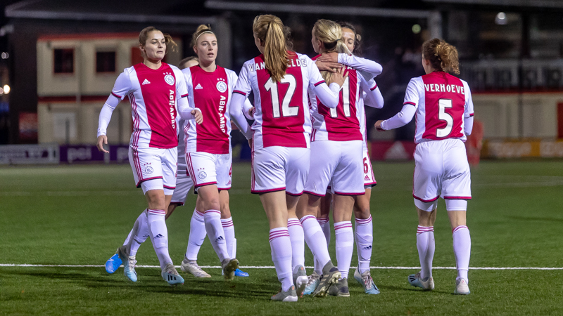 hattrick-van-den-bighelaar-bij-zege-op-pec-4