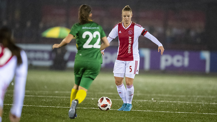 ajax-vrouwen-tonen-veerkracht-en-winnen-5