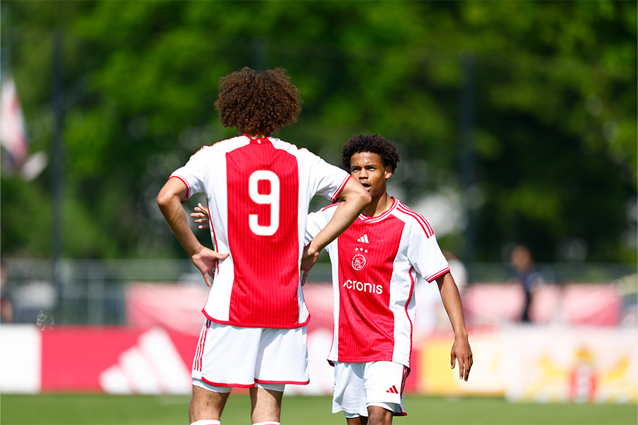 Ajax O18 AZ O18 (9)