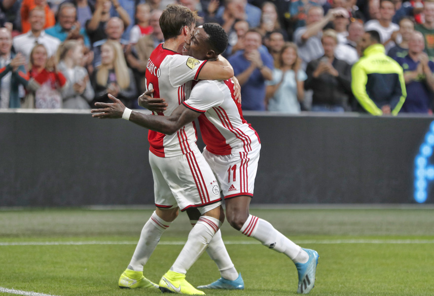 liveblog-ajax-verslaat-heerenveen-hoofdrol-tagliafico-13