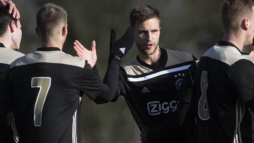 veltman-en-traore-scoren-in-besloten-oefenduel-met-az