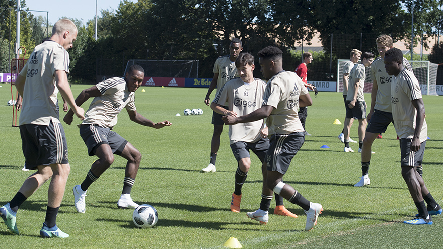 ajacieden-terug-op-amsterdams-trainingsveld-6