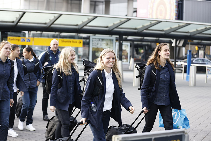 Ajax Vrouwen Schiphol 10 900 1920