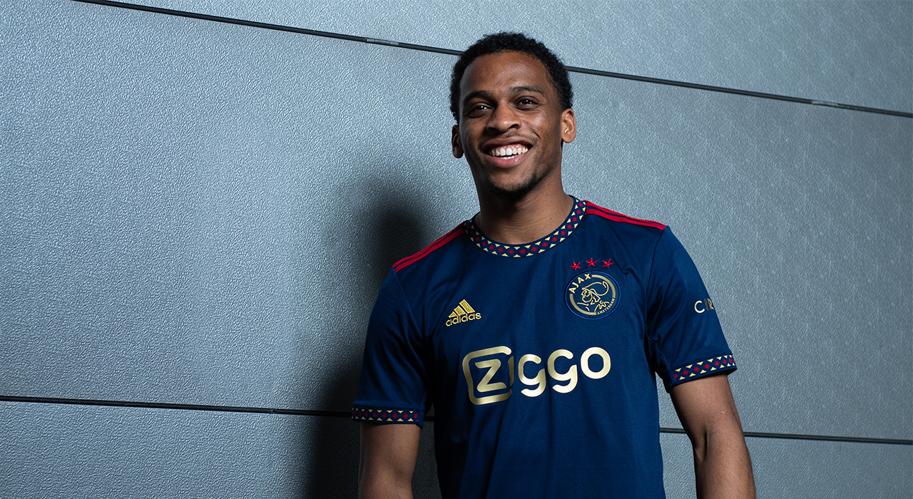 ajax goalkeeper shirt