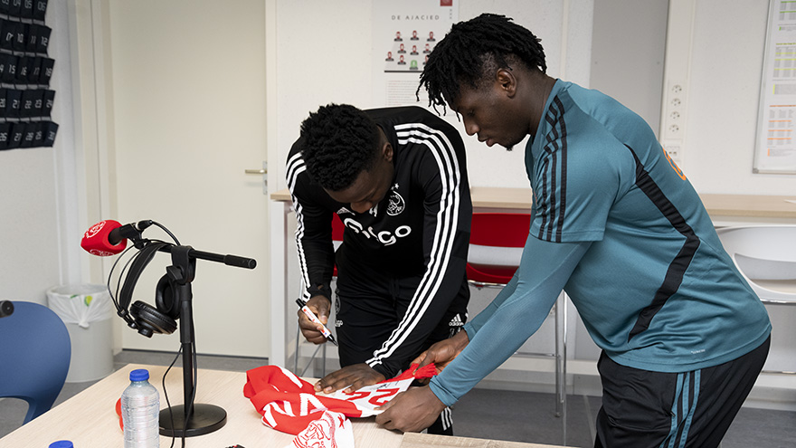 onana-en-traore-in-ajax-podcast-international-van-afrika-naar-de-johan-cruijff-arena-3