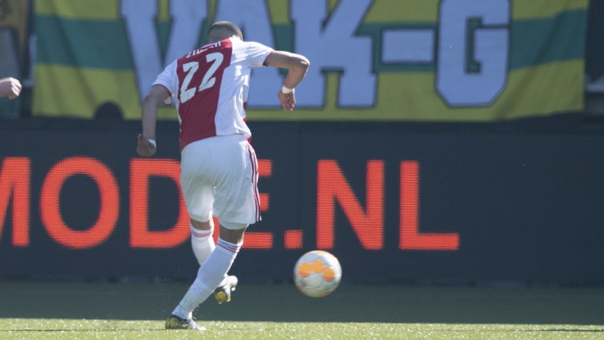 ajax-zet-ado-met-ruime-marge-opzij-7