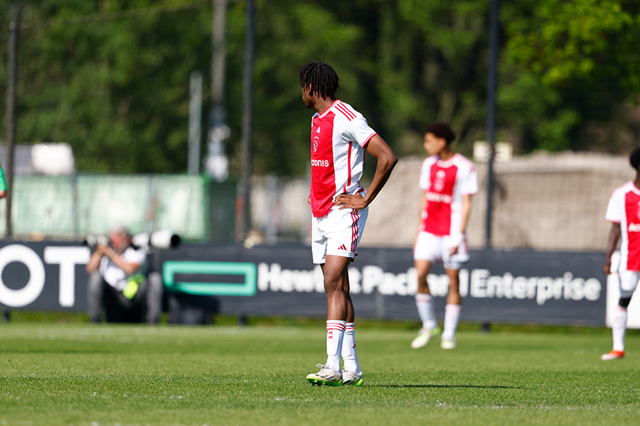 Ajax O18 AZ O18 (7)